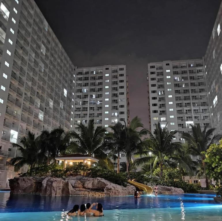 Shore D1,shortwalk Mall Of Near Airport Wifi Apartment Manila